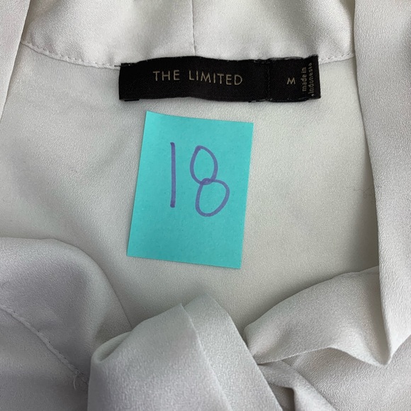 The limited medium white blouse - Picture 6 of 7